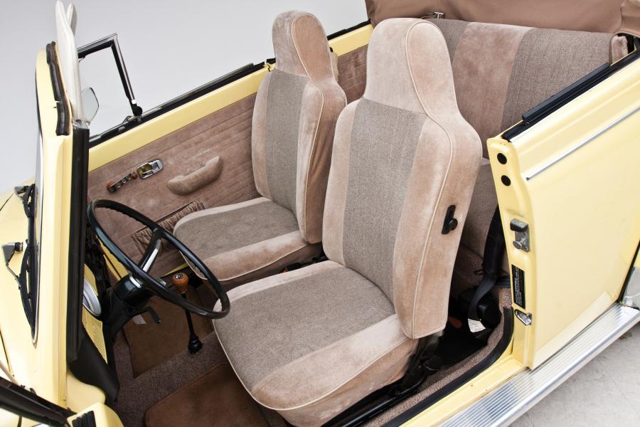  Volkswagen Beetle Cabriolet 1971 года  (фото 5 из 20)